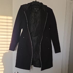 Vince Camuto Black TPeaoat for Women